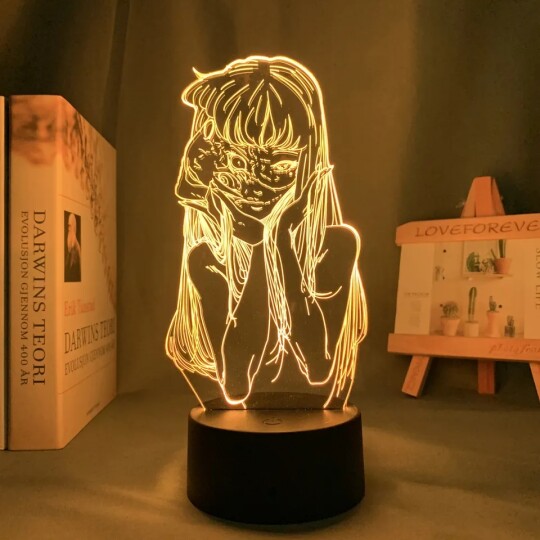 Image of Tomie ноќна ламба