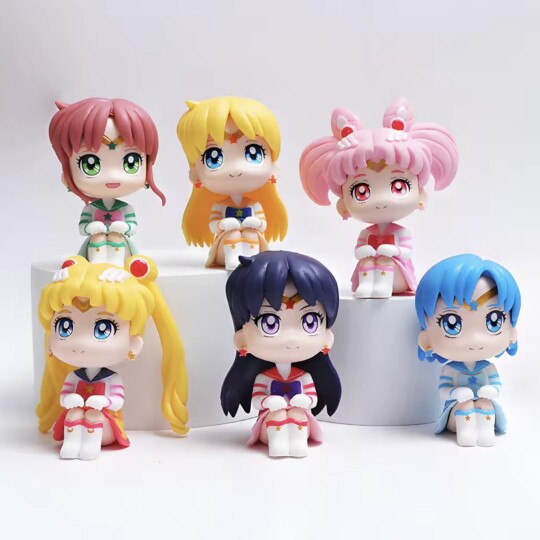 Image of Sailor Moon фигури