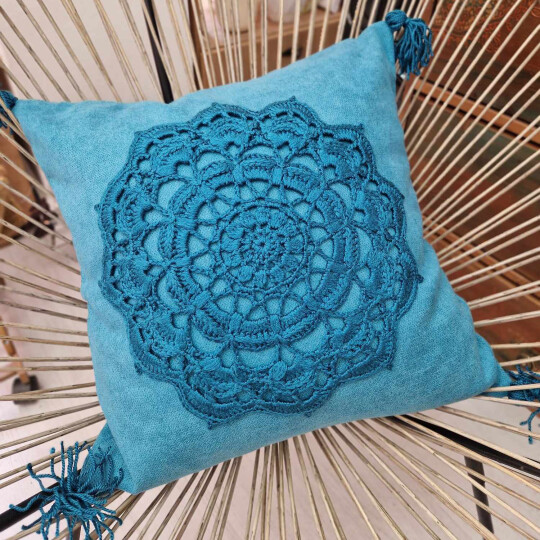 Image of Сина декоративна навлака за перница