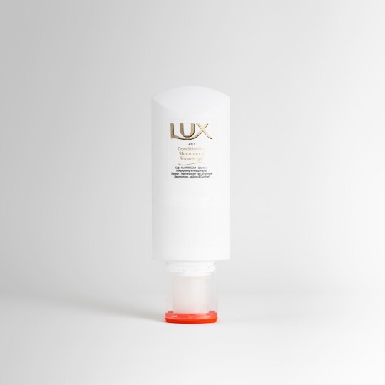 Image of Soft Care 2in1 Lux Шампон за коса и тело 300ml