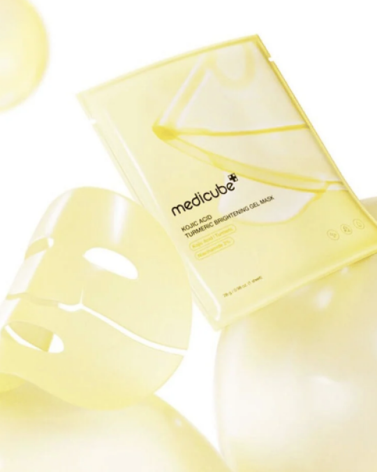 Image of MEDICUBE Kojic Acid Turmeric Brightening гел маска за лице 28г