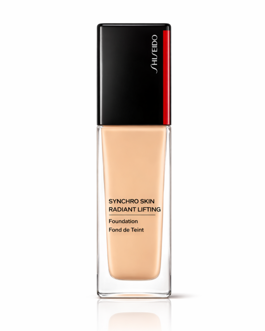 Image of SHISEIDO Synchro Skin Radiant Lifting SPF30 течна пудра