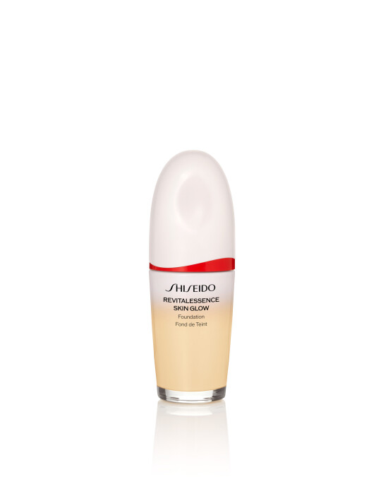 Image of SHISEIDO Revitalessence Skin Glow SPF30 течна пудра