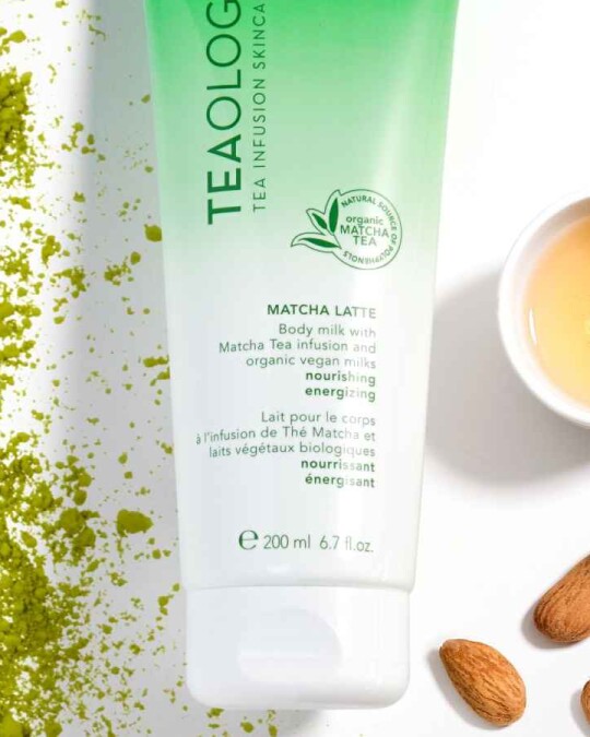 Image of TEAOLOGY Matcha Latte хидратантен лосион за тело за мека и негувана кожа 200мл