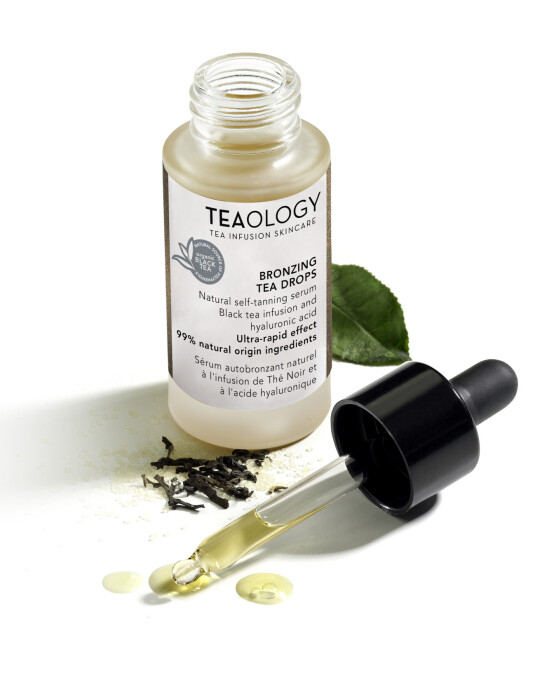 Image of TEAOLOGY Bronzing Tea Drops капки за природен бронзен тен и здрав сјај на кожата 30мл