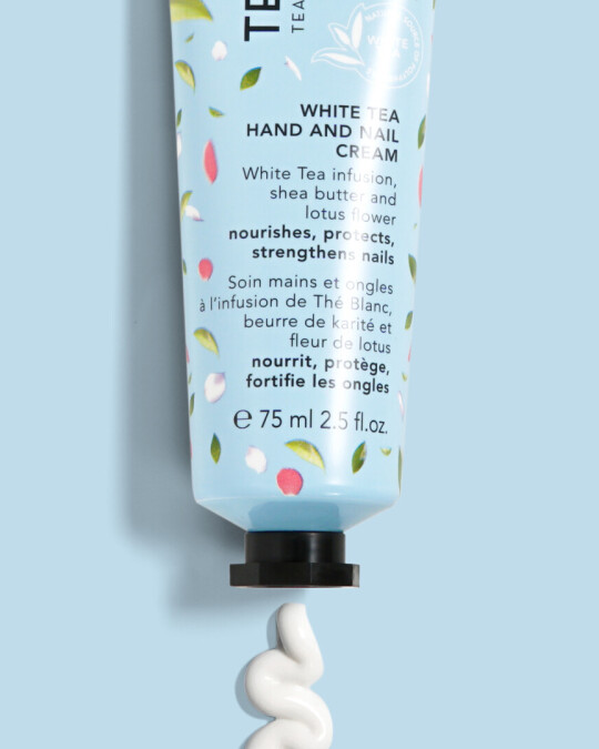 Image of TEAOLOGY White Tea хидратантен крем за раце и нокти за мека и негувана кожа 75мл