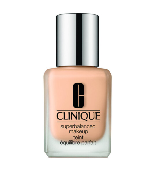 Image of CLINIQUE Superbalanced течна пудра
