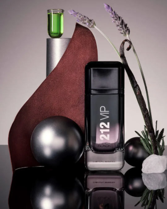 Image of CAROLINA HERRERA 212 Vip Black Men парфем за мажи