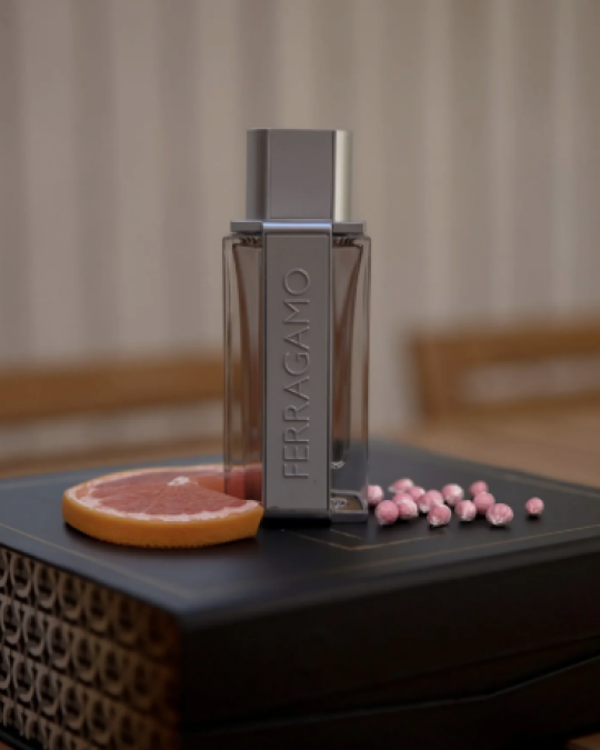 Image of FERRAGAMO Ferragamo Bright Leather парфем за мажи