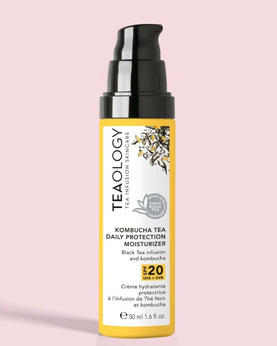 Image of TEAOLOGY Kombucha Tea Daily Protection хидратантен крем за дневна заштита SPF20 50мл