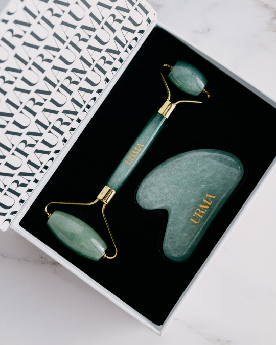 Image of URMA Roller green jade ролер за лице