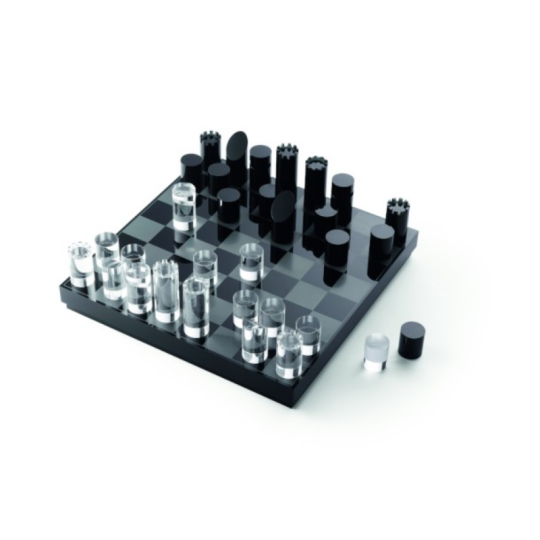 Image of Yap chess game - шах