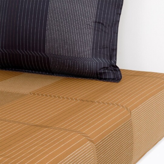 Image of BOSS TENNIS STRIPES Black - чаршаф