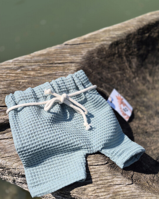 Image of Short pants