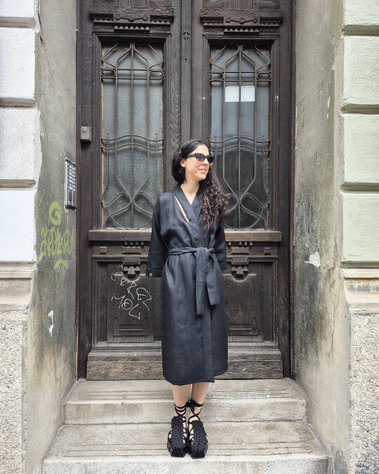 Image of Linen black dress with zipper