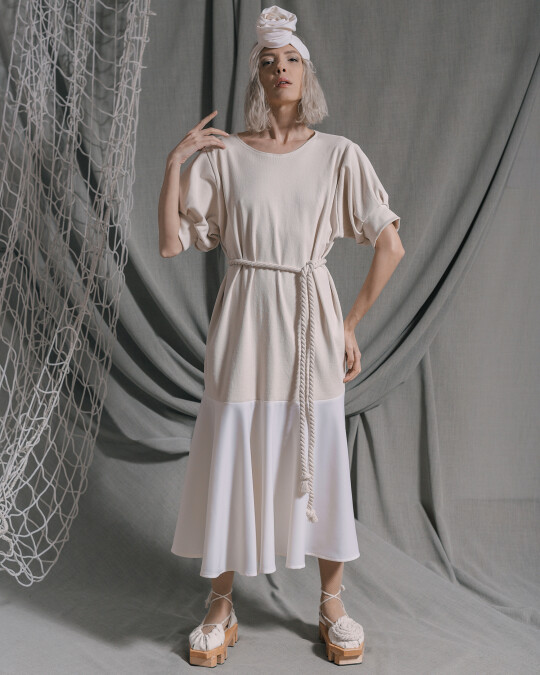 Image of White dress