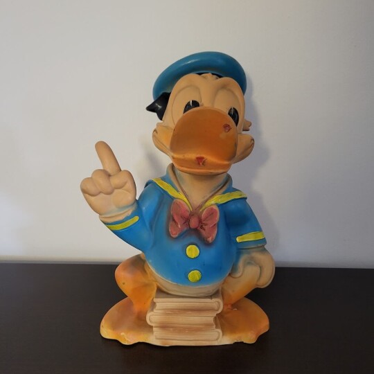 Image of RARE VINTAGE GIANT RUBBER TOY DISNEY BISERKA PAPERINO DONALD DUCK ART 516