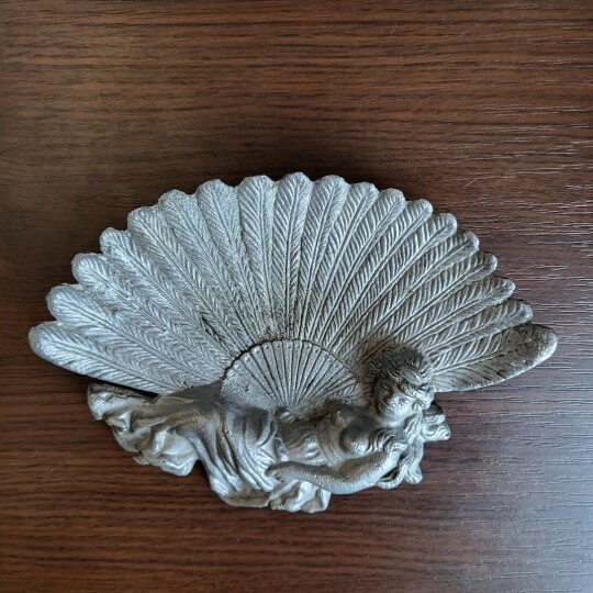 Image of Mid-century vintage art deco ornament tray, ashtray, decorative plate, plaques and panels, dinner party,