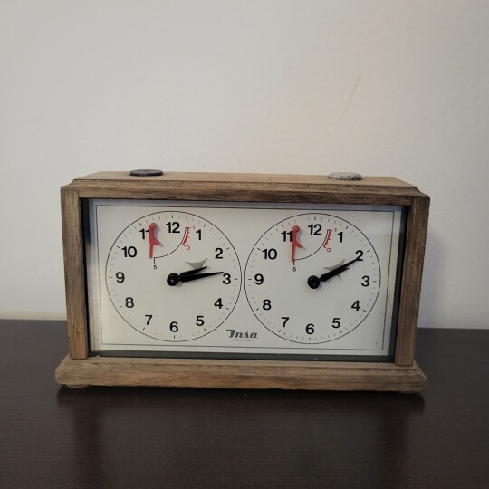 Image of Инса дрвен часовник за шах