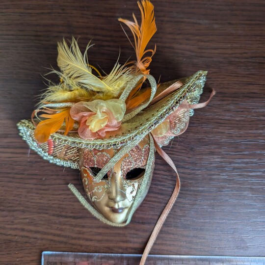 Image of Set of 2 Venetian Jolly Masks