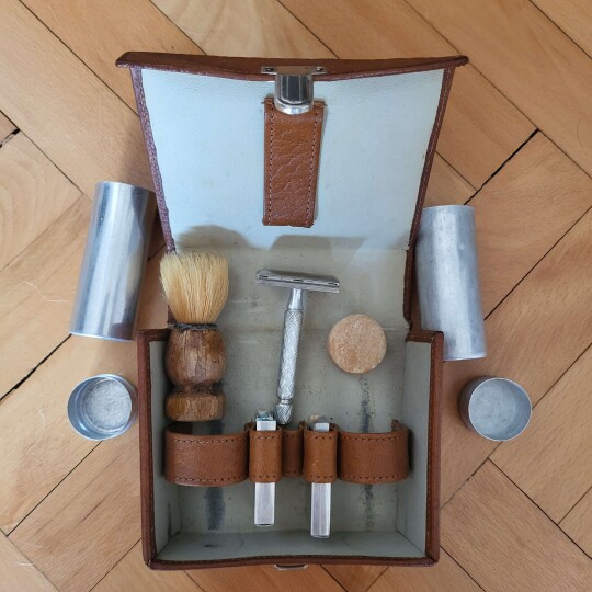 Image of Rare vintage small travel Shaving and hygiene kit, leather bag
