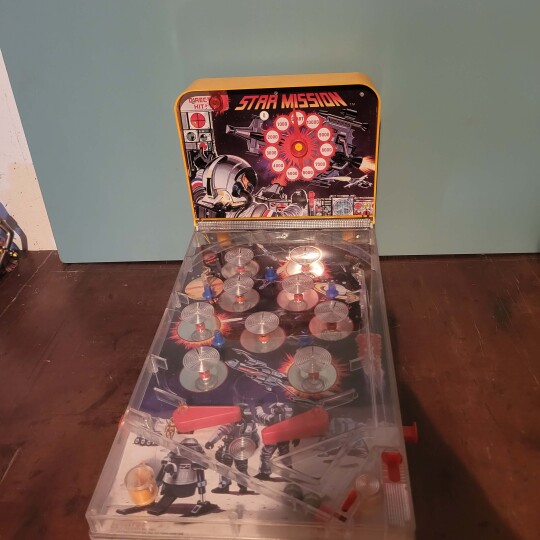 Image of VINTAGE RARE OLD STAR MISSION SPACE ELECTRO-FLIPPER PINBALL MADE IN YUGOSLAVIA