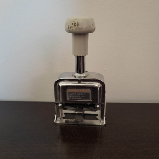 Image of Vintage old AUTOMATIC NUMBERING STAMP MACHINE