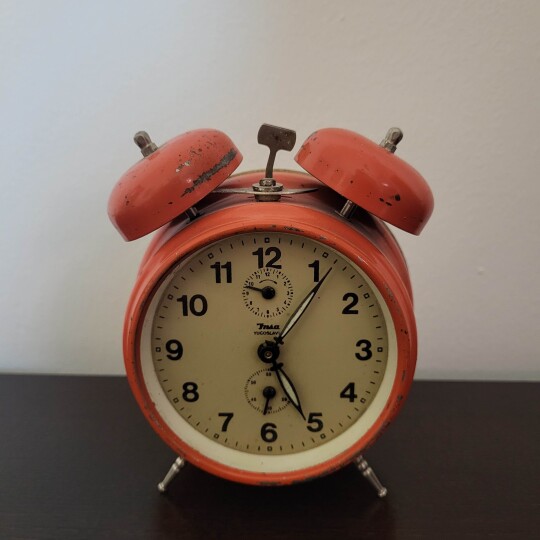 Image of VINTAGE YUGOSLAVIA INSA TABLE CLOCK
