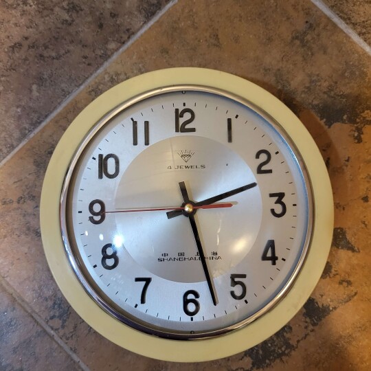 Image of Vintage rare Jewels Diamond clock Shanghai, China