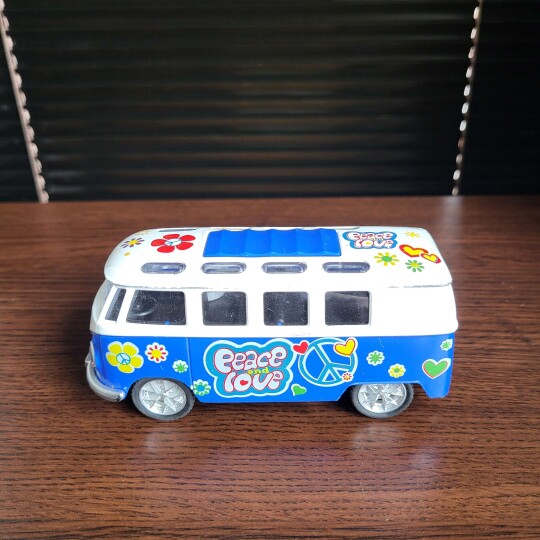 Image of Wolkswagen Classical Bus 1962, VW bus, Peace and Love