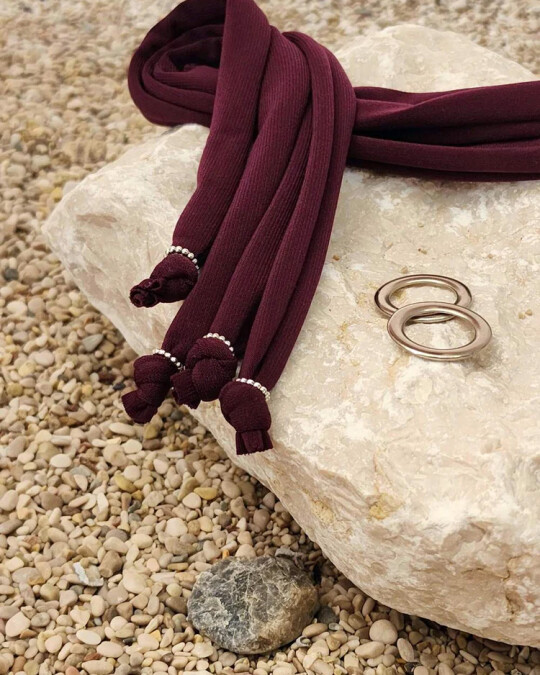 Image  of Burgundy | Short Laces