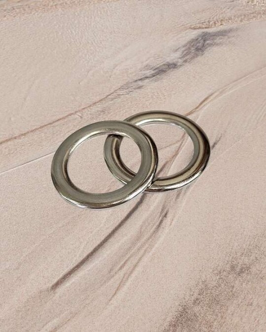 Image  of Metal rings | ACCESSORIES