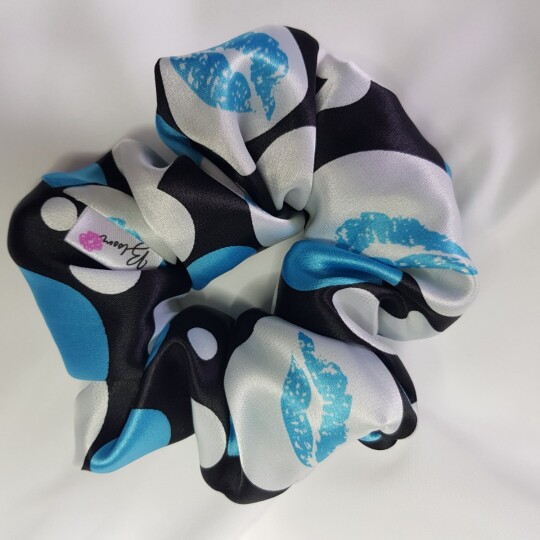 Image of Blue Kiss